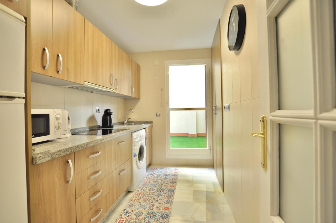 Luminoso y coqueto apartamento con jardín Málaga Exterior foto