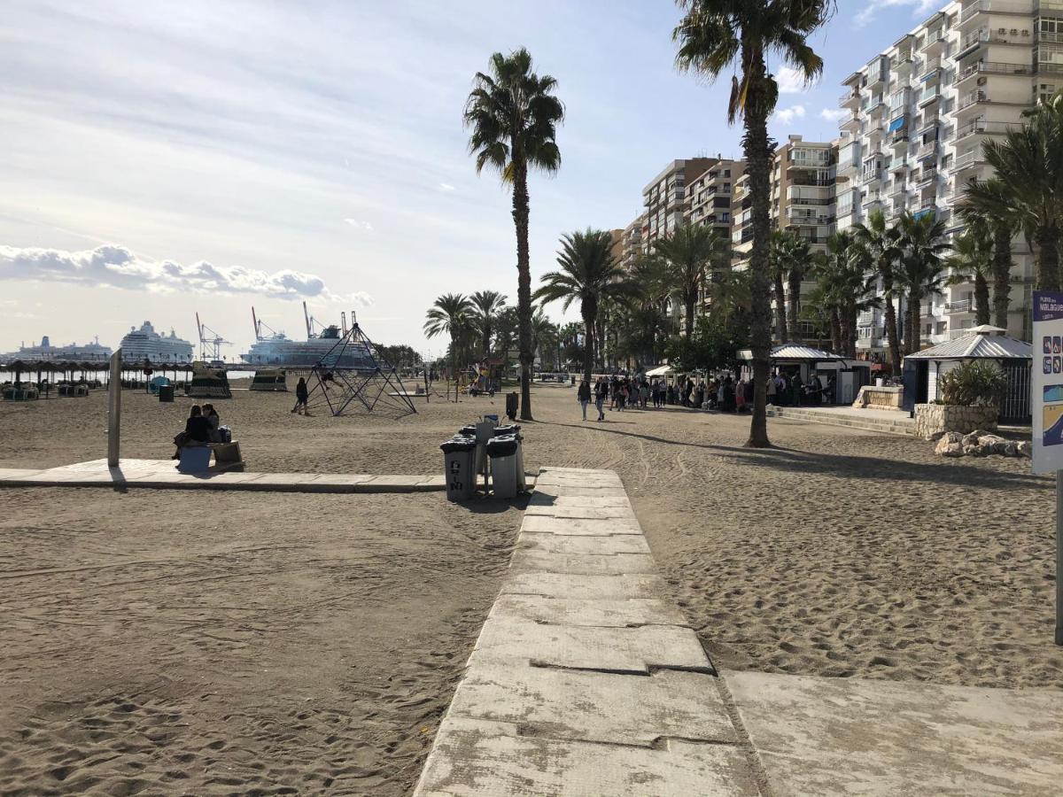 Luminoso y coqueto apartamento con jardín Málaga Exterior foto
